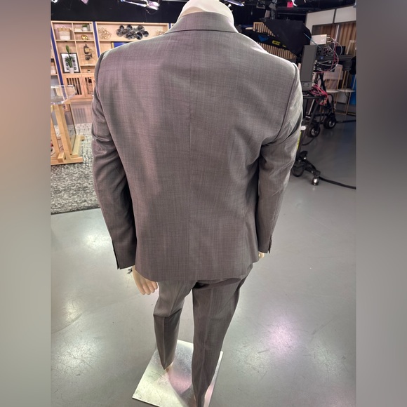 Calvin Klein Collection Suit - Picture 9 of 9